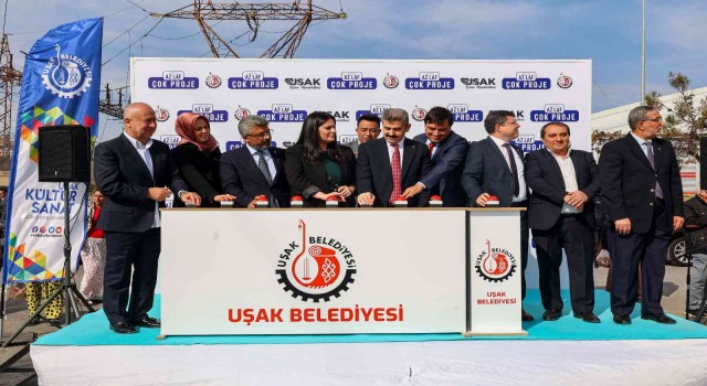Uşak Belediyesinden bir günde iki açılış bir temel atma bir tanıtım programı