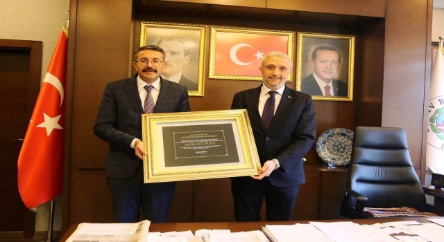 Vali Ali Çelik: “Simavın hemşehrisi olmak büyük bir onur”