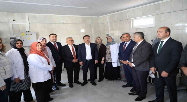 Vali Çiçekten Develi Kadın Girişimi Kooperatifine ziyaret
