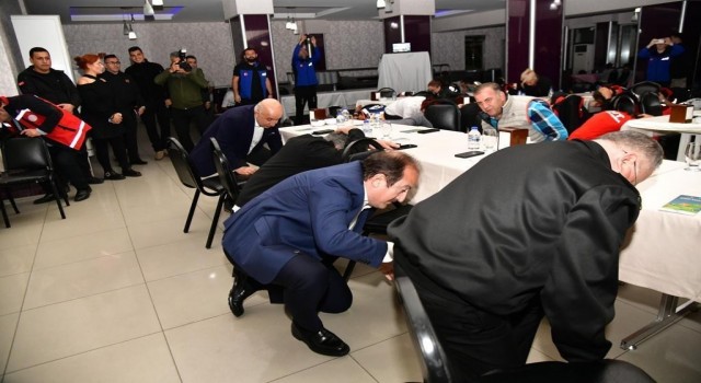 Vali Pehlivan deprem tatbikatına katıldı