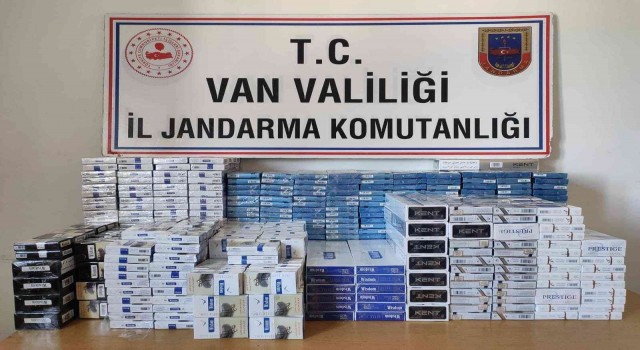 Vanda 15 bin 128 paket kaçak sigara ele geçirildi