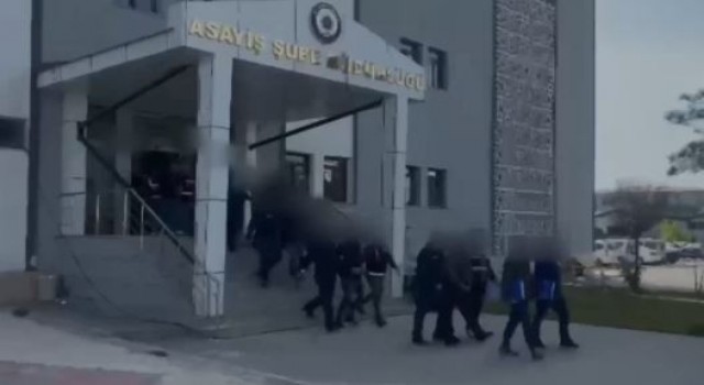 Vanda değişik suçlardan 18 kişi tutuklandı