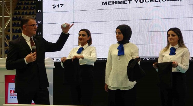 Vanda ev sahibi olmak isteyenlerin heyecanlı bekleyişi başladı