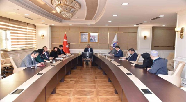 Vatandaşlar taleplerini Vali Gürele iletti