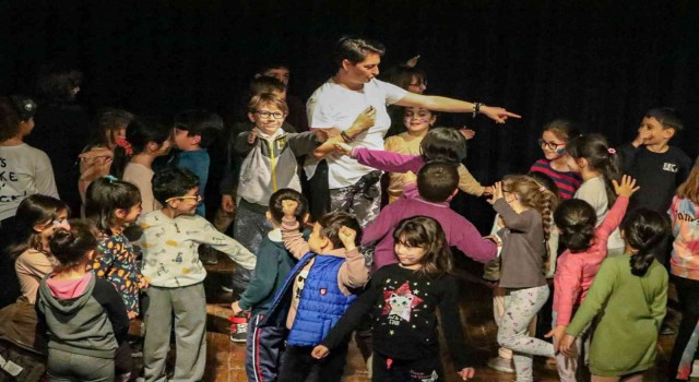 Yalova Belediyesinin drama eğitimleri başladı