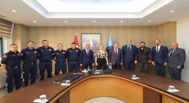 Yangınlarla mücadelede AÜ ile büyükşehirin 25 yıllık iş birliği