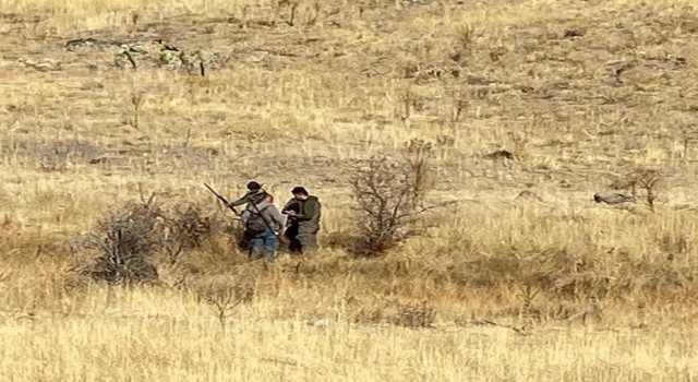 Yasadışı avda yakalanan 2 şahsa 4 bin lira ceza kesildi