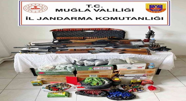 Yatağanda cephanelik gibi eve Jandarmadan operasyon