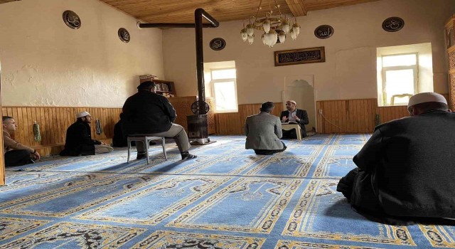 Yayladerede Güzel Ahlak sohbeti
