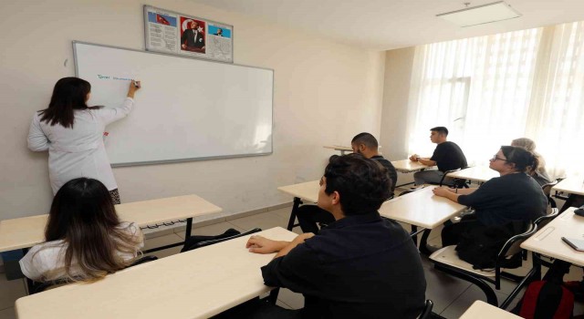 Yenimahallede Destek Eğitim Merkezlerine yoğun ilgi