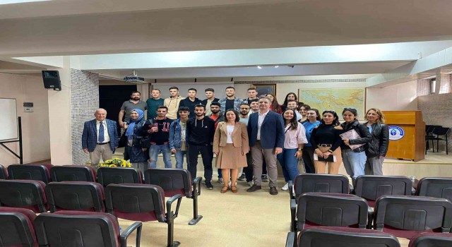 Yenipazar MYOda muhasebe ve istihdam olanakları konuşuldu