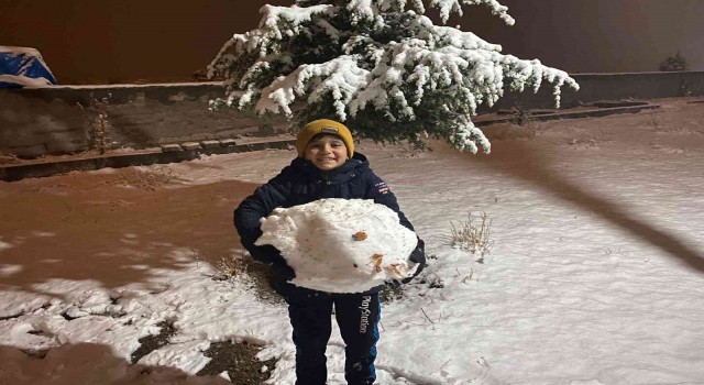 Yozgatta mevsimin ilk karı yağdı