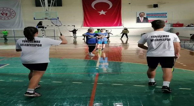 Yunusemreli badmintoncular 5 dereceyle Ankara vizesini aldı