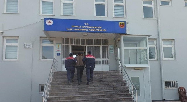Yurda kaçak yollarla giren PKKlı yakalandı