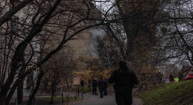 Zelenskiy: Ukrayna şehirlerine, çoğu enerji altyapısını hedef alan 85 füze saldırısı düzenlendi