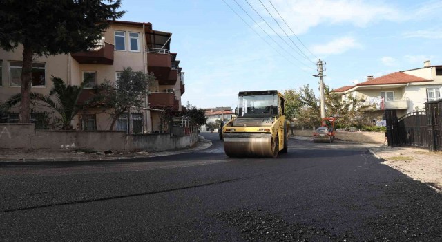 Zeytin Sokak da asfaltlandı