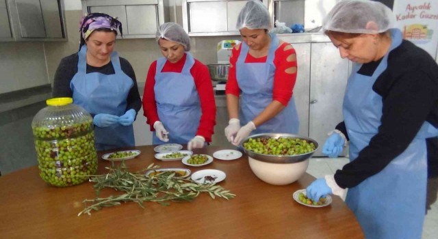 Zeytinin en tatlı hali: Zeytin reçeli