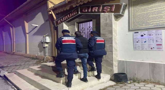 2 yıl 6 ay hapis cezası bulunan firari şahıs yakalandı