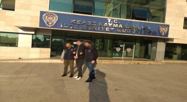 33 ayrı müzekkereden 16 yıl suç kaydı ile aranan şahıs yakalandı