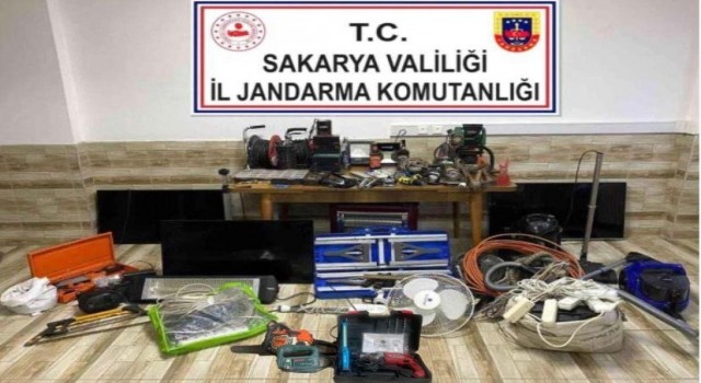 7 farklı mahallede 18 hırsızlık olayı gerçekleştirdiler