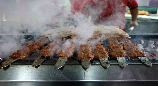 Adanalıları ve kebapçıları kızdıran liste: Adana kebabını 81inci sırada gösterdiler