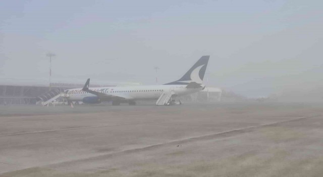 Adıyamanda uçak seferlerine sis engeli