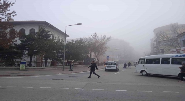 Afyonkarahisar güne sisli havayla başladı