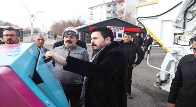 Ağrıda 3 bin litre kapasiteli yer üstü konteynırlar yerleştirildi