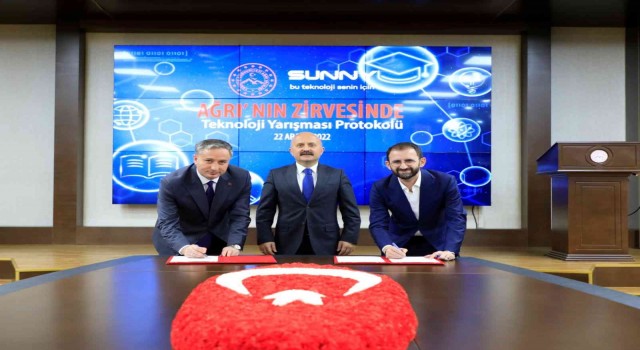 “Ağrının Zirvesinde Teknoloji Yarışması” protokolü imzalandı