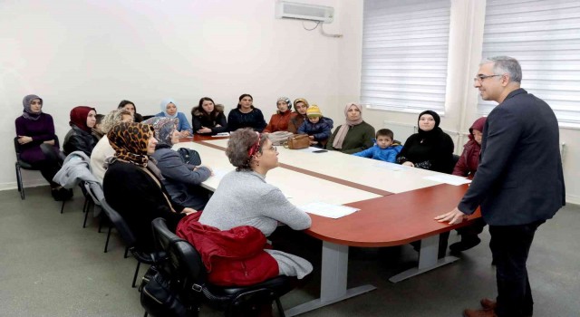 Aile Okulu Projesi Sivasta da velilerin büyük ilgisini gördü