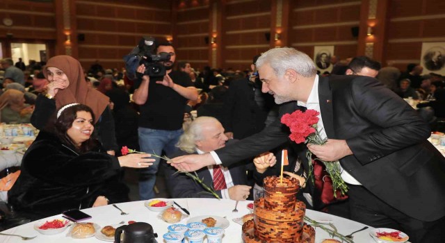 AK Parti İl Başkanı Kabaktepe: Engelli kardeşlerimiz için her türlü engeli kaldırma noktasındaki yürüyüşümüze devam edeceğiz”