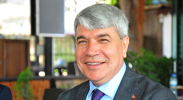 Ak Parti İl Başkanı Seydi Gülsoy, “Asgari ücret çalışanlarımıza hayırlı olsun!”
