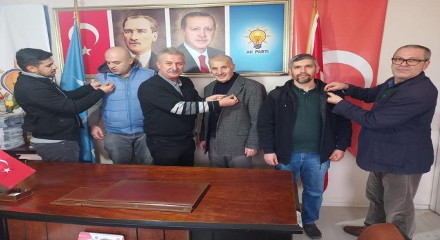 AK Parti Karacasuda 65 yeni üye