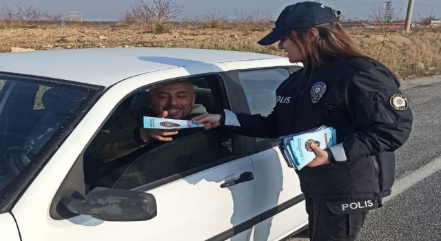Akçadağda polis dolandırıcılara karşı uyardı