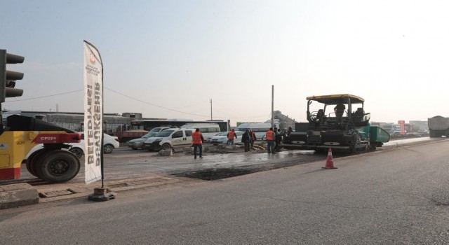 Akçakalede yol genişletme çalışmaları sürüyor