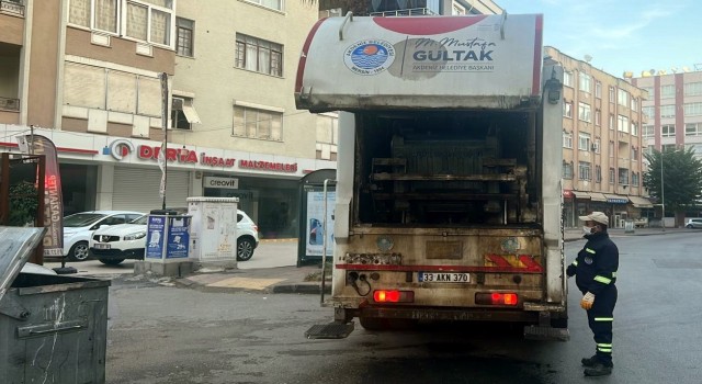 Akdenizde temizlik çalışmaları aralıksız sürüyor