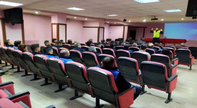 Aksarayda trafik jandarmasından zabıtaya trafik güvenliği eğitimi