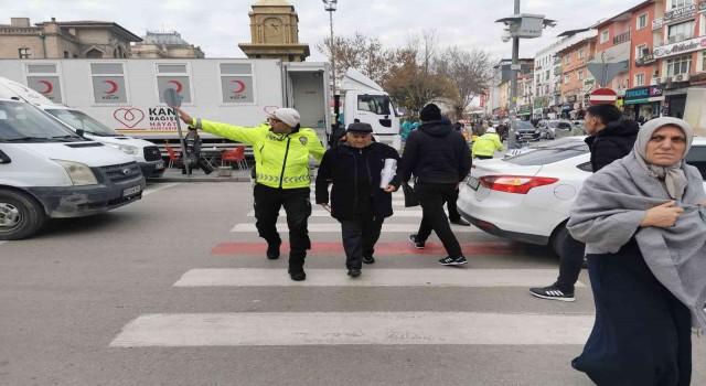 Aksarayda Yaya Önceliği denetimleri sürüyor
