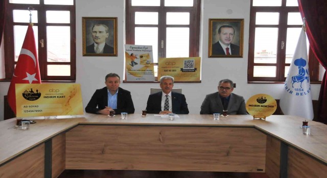 Akşehirde hedef 100 bin nüfus kampanyası için indirim kartı