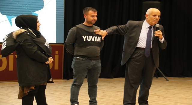 Akşehirde “Mutlu Yuvanın Sırları” konulu konferans