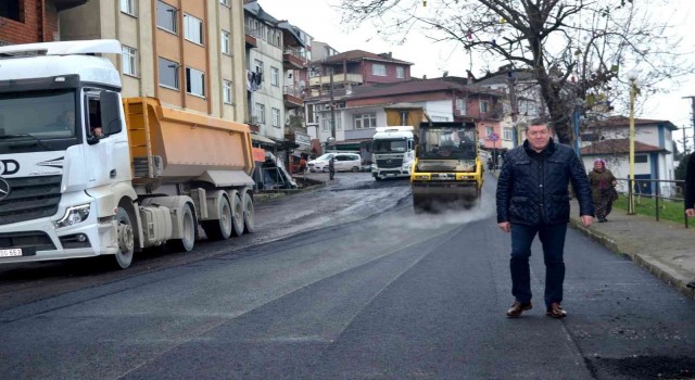 Alaplı Belediyesinin asfalt çalışmaları aralıksız sürüyor