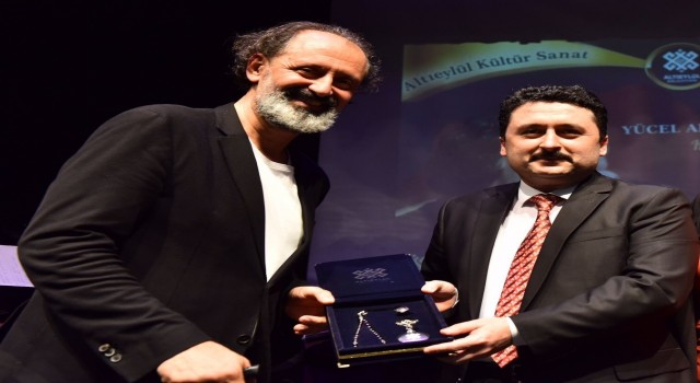 Altıeylülde unutulmaz Yücel Arzen konseri