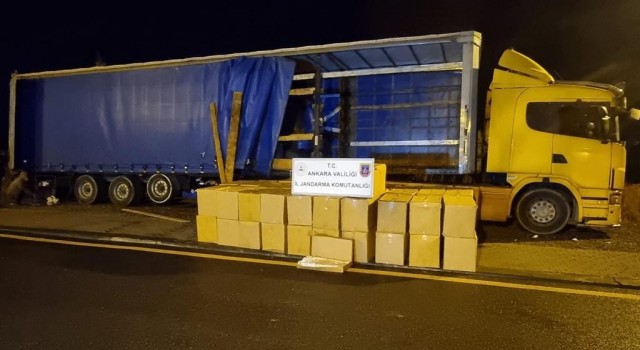 Ankarada 100 bin paket sarılmış tütün ele geçirildi