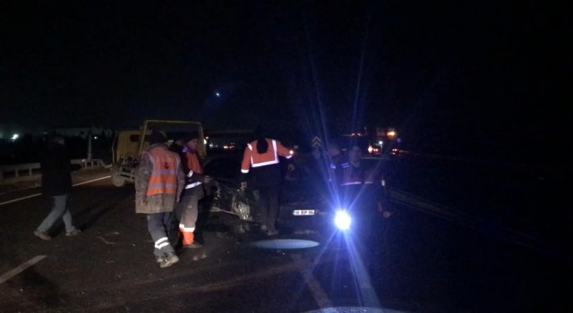 Ankarada otomobiliyle bariyerlere çarpan sürücü yaşamını yitirdi