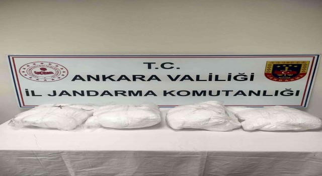 Ankarada piyasa değeri 20 milyon lirayı bulan 40 kilo eroin ele geçirildi
