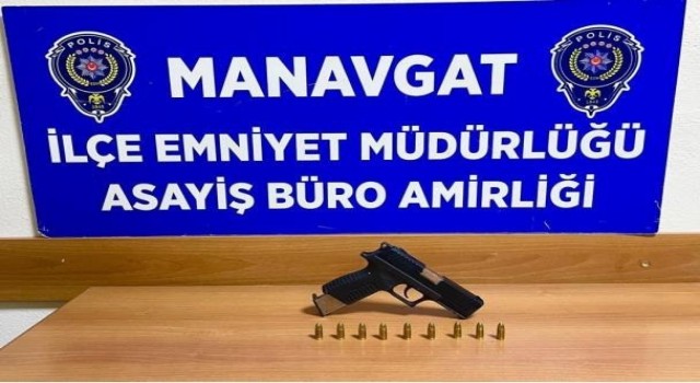 Antalyada aranan 122 şahıstan 72si tutuklandı