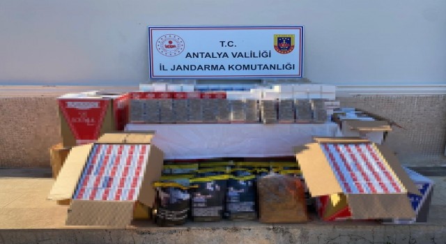 Antalyada jandarmadan kaçak tütün operasyonu