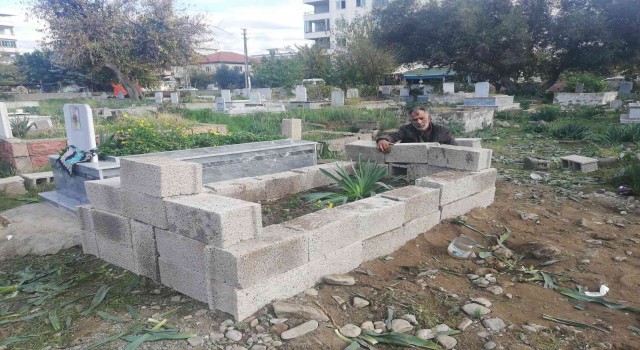 Antalyada öldürülen davulcu Hatayda toprağa verildi