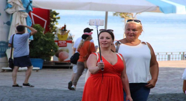 Antalyada Rus turist sayısı 3 milyona ulaştı