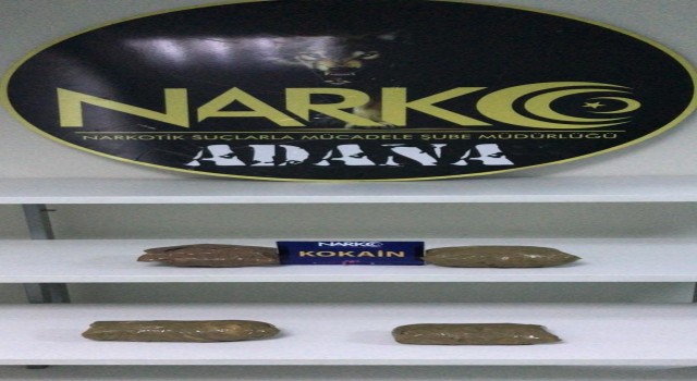 Aracın zulasında kokain çıktı, “Adanaya gezmek için geldik” dediler